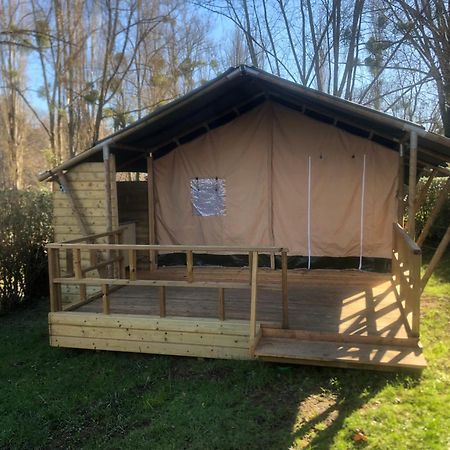 Camping Du Pont De St Gal Saint-Gal-sur-Sioule Exterior foto